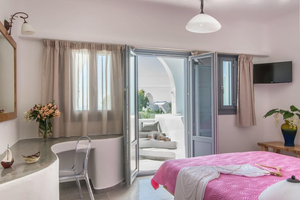 Aspronisi Luxury Villa With Caldera View Megalochori  Ruang foto
